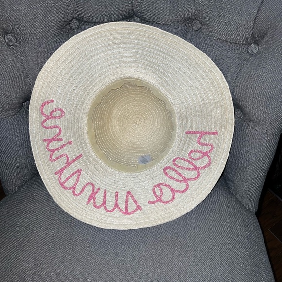 New *Hello Sunshine* Sun Hat. ☀️👒 - Picture 4 of 4